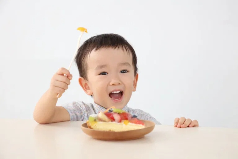 Nguyên lý khoa học của Food Chaining dựa trên sự thấu hiểu tâm lý và cảm quan của trẻ