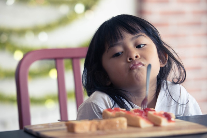 Ba mẹ cần nhận định đúng nguyên nhân trẻ 3 - 4 tuổi biếng ăn