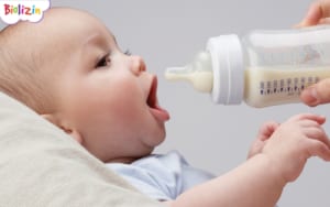 trẻ tiêu chảy uống sữa công thức 11