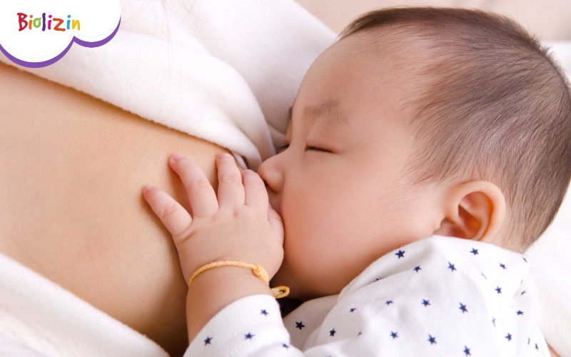Trẻ bị tiêu chaytr có uống sữa tươi được không 2